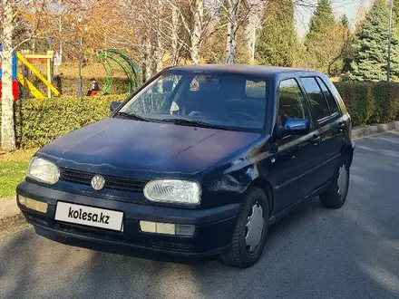 Volkswagen Golf 1994 года за 1 490 000 тг. в Алматы