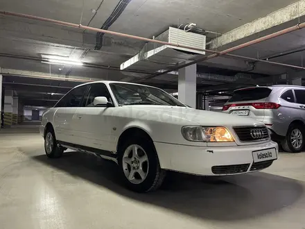 Audi 100 1993 года за 1 200 000 тг. в Астана