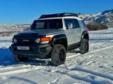 Toyota FJ Cruiser 2006 годаfor13 500 000 тг. в Алматы – фото 2