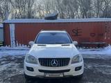 Mercedes-Benz ML 500 2006 годаfor7 000 000 тг. в Астана
