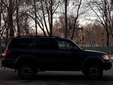 Toyota Sequoia 2002 годаүшін8 800 000 тг. в Алматы – фото 2