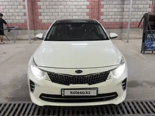 Kia K5, 2015