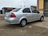 Chevrolet Aveo 2013 годаүшін2 300 000 тг. в Атырау – фото 2
