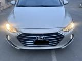 Hyundai Elantra 2018 годаүшін6 400 000 тг. в Атырау – фото 2