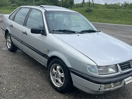 Volkswagen Passat 1995 года за 1 400 000 тг. в Усть-Каменогорск – фото 3