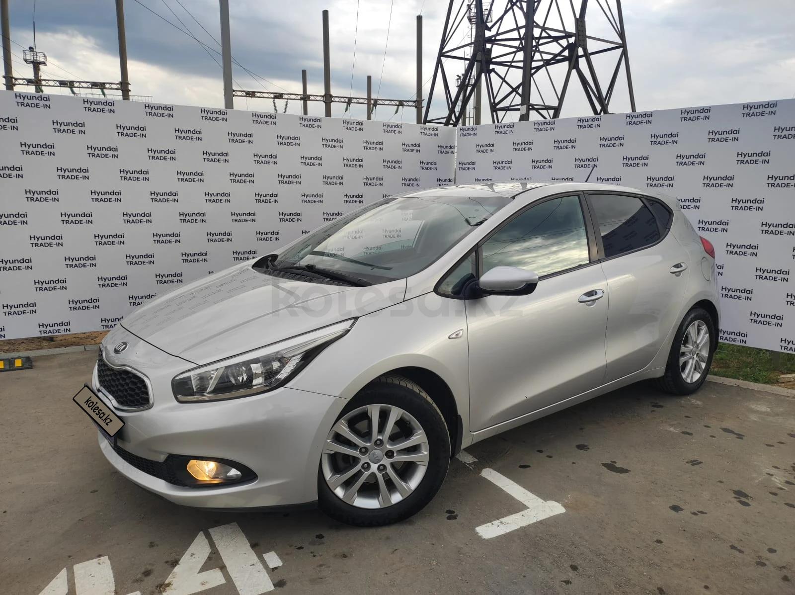 Kia Cee'd 2013 г.