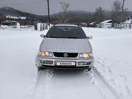 Volkswagen Passat 1995 года за 2 100 000 тг. в Кокшетау – фото 2