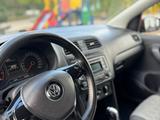 Volkswagen Polo 2015 года за 5 500 000 тг. в Караганда – фото 5