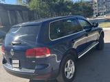 Volkswagen Touareg 2005 годаfor5 000 000 тг. в Караганда – фото 4