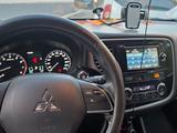 Mitsubishi Outlander 2015 года за 8 100 000 тг. в Костанай – фото 2