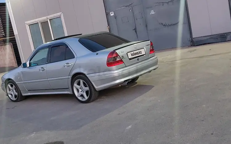 Mercedes-Benz C 280 1995 года за 2 400 000 тг. в Алматы