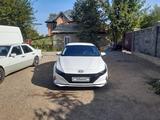 Hyundai Elantra 2021 года за 7 300 000 тг. в Алматы