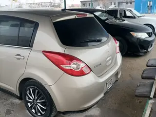 Nissan Tiida, 2008