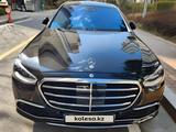 Mercedes-Benz S 580 2022 года за 53 100 000 тг. в Шымкент