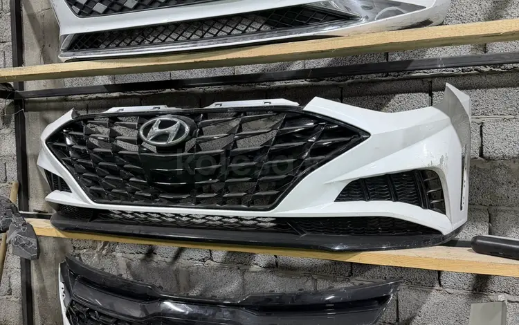 Бампер Hyundai за 2 000 тг. в Актау