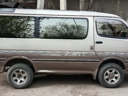 Toyota Hiace 1991 года за 1 750 000 тг. в Алматы – фото 4