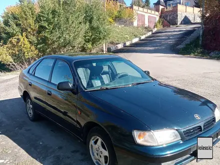 Toyota Carina E 1997 года за 2 200 000 тг. в Усть-Каменогорск