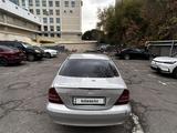 Mercedes-Benz C 180 2002 годаүшін3 000 000 тг. в Алматы – фото 4