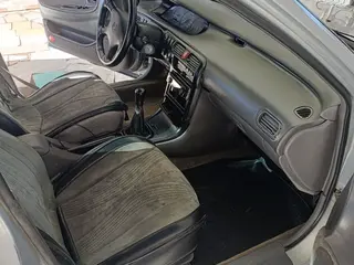 Mazda Cronos