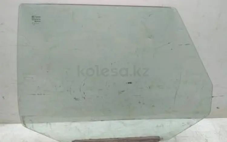 Стекло задней двери за 8 000 тг. в Алматы