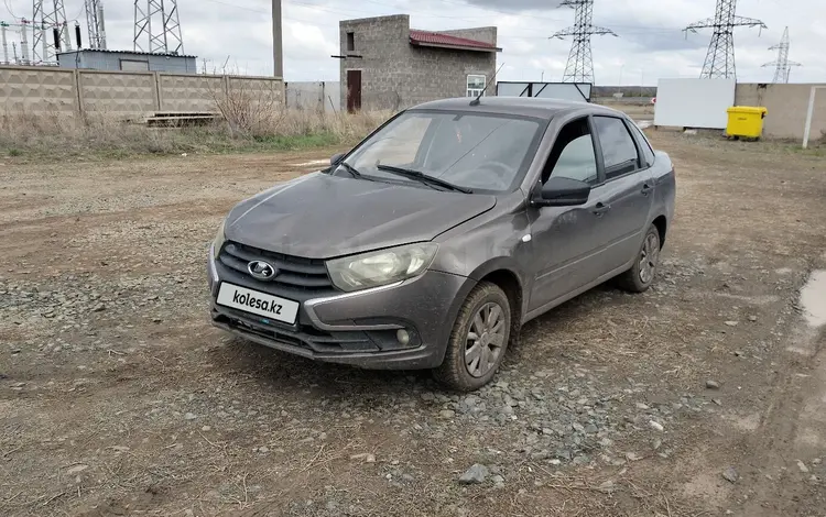 ВАЗ (Lada) Granta 2190 2018 годаүшін3 000 000 тг. в Астана