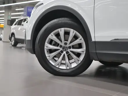 Volkswagen Tiguan 2021 года за 10 490 000 тг. в Алматы – фото 13