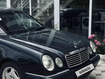 Mercedes-Benz E 280 1998 года за 2 800 000 тг. в Тараз – фото 2
