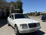 Mercedes-Benz E 280 1993 годаfor2 900 000 тг. в Шу