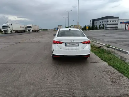Hyundai Accent 2020 года за 7 750 000 тг. в Уральск – фото 5