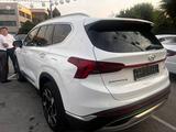 Hyundai Santa Fe 2023 годаүшін22 000 000 тг. в Атырау