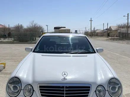Mercedes-Benz E 320 2001 года за 7 000 000 тг. в Жанаозен