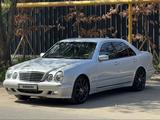 Mercedes-Benz E 320 2000 года за 3 750 000 тг. в Алматы