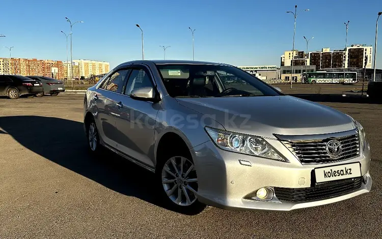 Toyota Camry 2012 года за 9 000 000 тг. в Астана