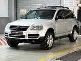 Volkswagen Touareg 2004 года за 3 190 000 тг. в Алматы