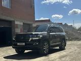 Toyota Land Cruiser 2018 года за 39 000 000 тг. в Уральск – фото 2