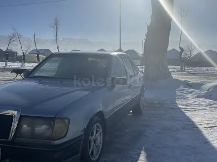 Mercedes-Benz E 230 1991 года за 1 500 000 тг. в Алматы