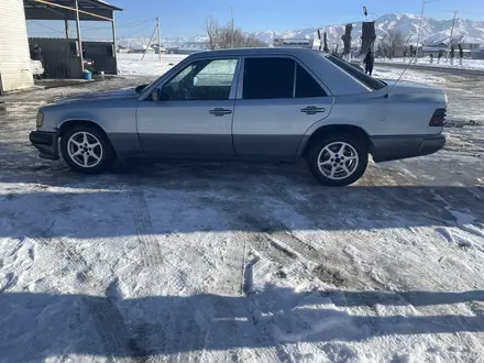 Mercedes-Benz E 230 1991 года за 1 500 000 тг. в Алматы – фото 7