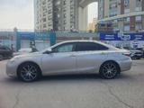 Toyota Camry 2017 года за 5 300 000 тг. в Актау