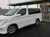 Nissan Elgrand 2004 года за 5 800 000 тг. в Алматы – фото 2