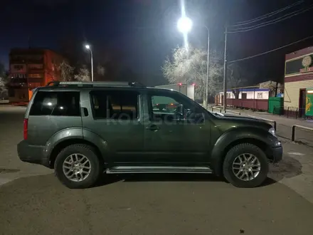 Nissan Pathfinder 2005 года за 4 800 000 тг. в Аксай – фото 3