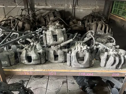 Суппорта Peugeot за 5 000 тг. в Алматы