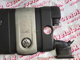 Крышка двигателя защита декоративная VW Jetta 5 2.0 2.5 VW GOLF 5 2.0 2.5 за 20 000 тг. в Алматы
