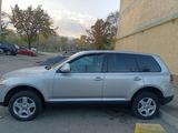 Volkswagen Touareg 2007 года за 4 700 000 тг. в Алматы – фото 2