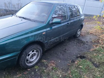 Volkswagen Golf 1995 года за 1 100 000 тг. в Костанай – фото 2