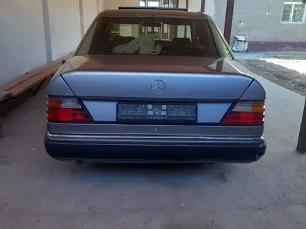 Mercedes-Benz E 200 1991 года за 1 200 000 тг. в Туркестан – фото 6