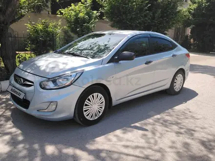 Hyundai Accent 2013 года за 4 500 000 тг. в Актау – фото 2