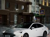 Hyundai Sonata 2021 годаfor11 800 000 тг. в Астана