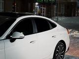 Hyundai Sonata 2021 годаfor11 800 000 тг. в Астана – фото 3