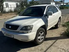Toyota Harrier, 1999