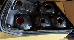 Задние фары, фонари на Mercedes W124 за 25 000 тг. в Астана – фото 4